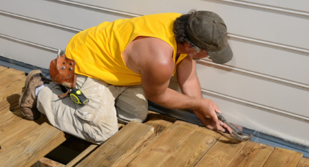 Iowa City Deck Builder